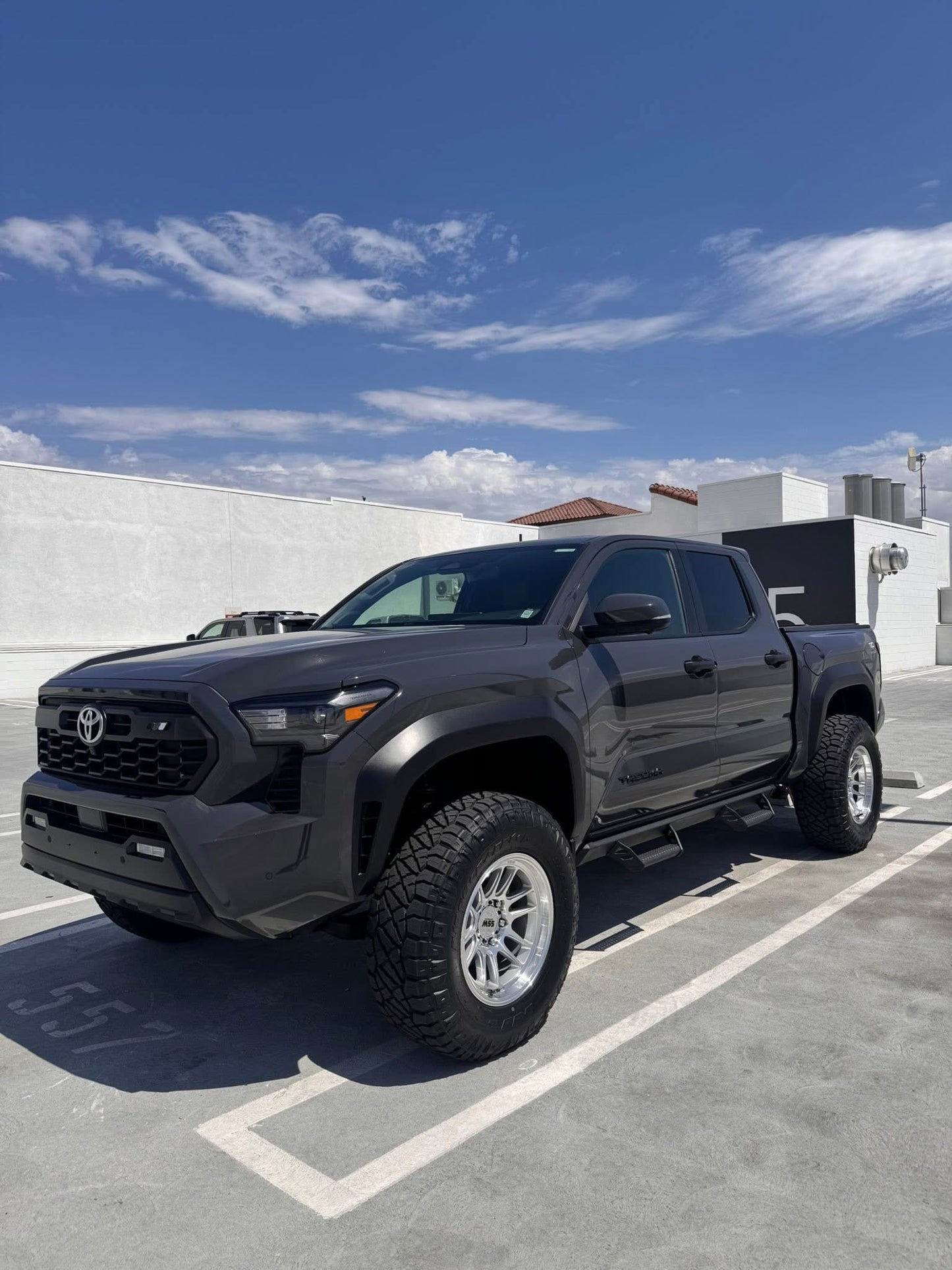 4th Tacoma Leveling kit