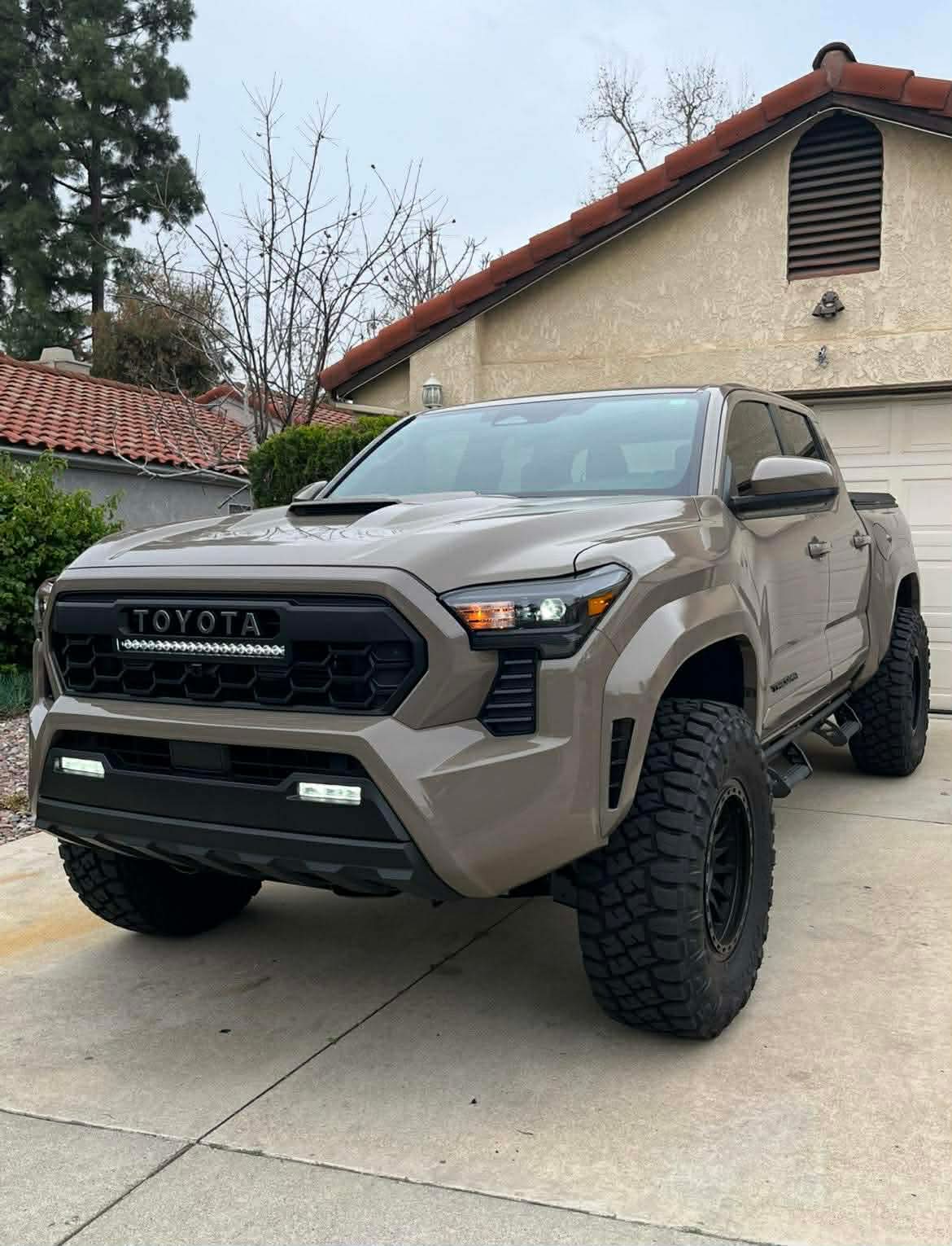 2024-2026 Tacoma TRD Pro Style Grill light bar