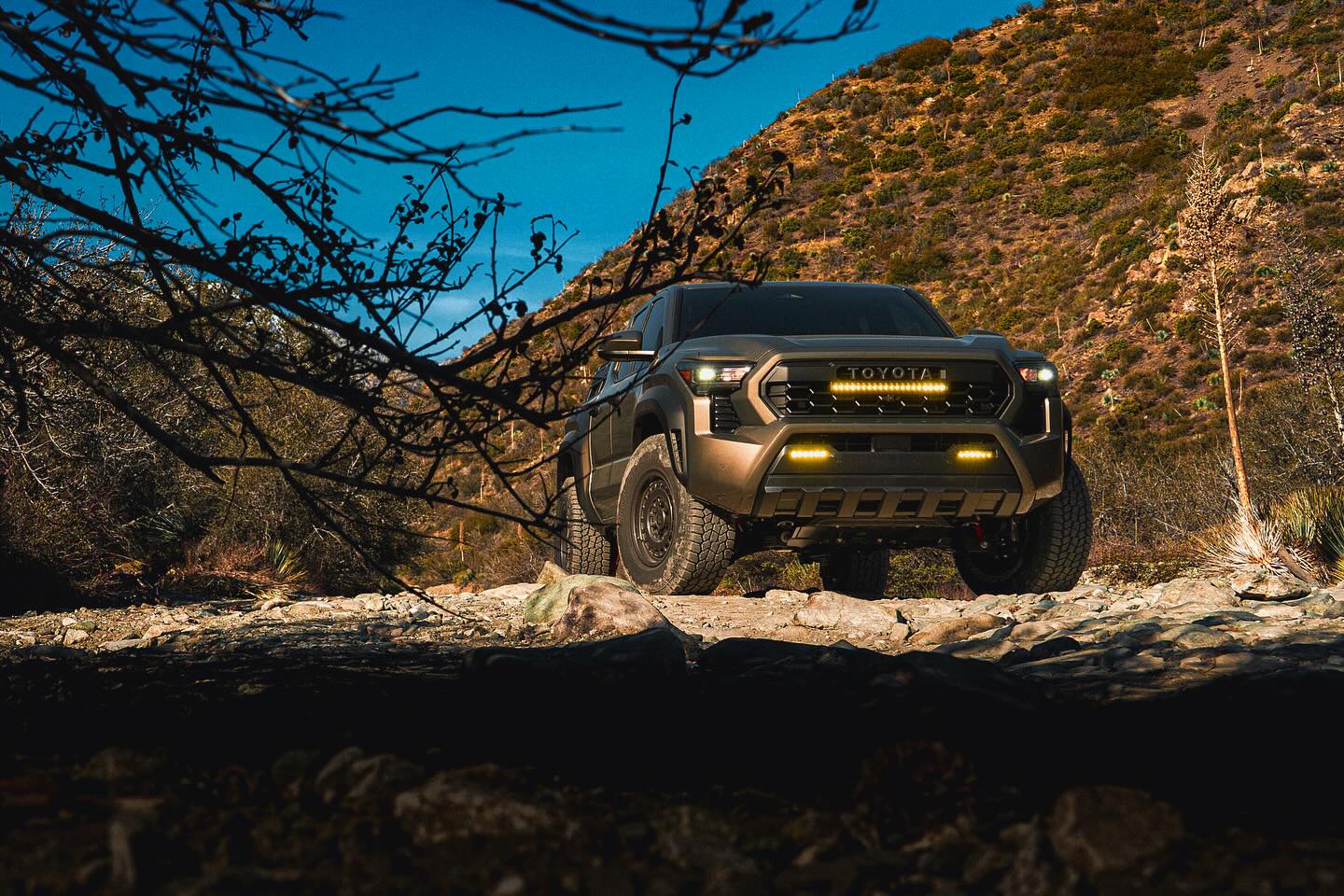 2024-2026 Tacoma TRD Pro Style Grill light bar